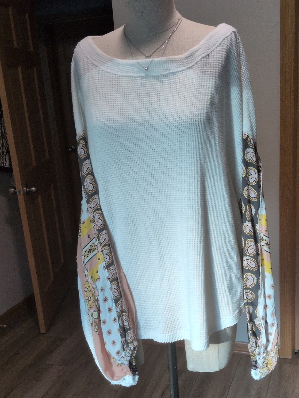 LG We The Free White Waffle-Knit Top with Balloon Sleeves
